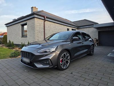 Second-hand Ford Focus ST-Line 192 CP (141 kW) 2019 Gri Berlinǎ