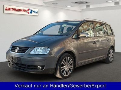 Grau Gebraucht 2006 VW Touran Highline Van / Kleinbus | 2.699 € (Guter Preis)
