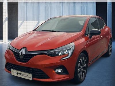 Nouă Renault Clio V Evolution 115 CP (84 kW) 2026 Portocaliu Berlinǎ
