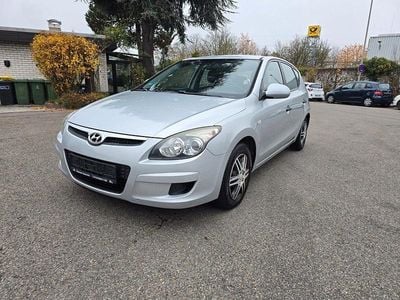 Gebraucht Hyundai i30 Edition+ 109 PS (80 kW) 2009 Silber Kleinwagen