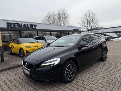 Gebraucht Volvo V40 Momentum 150 PS (110 kW) 2018 Schwarz Limousine