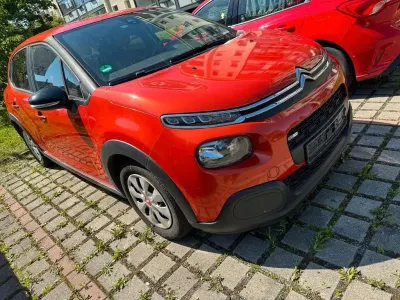 Gebraucht Citroën C3 Feel 82 PS (60 kW) 2017 Orange Limousine