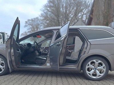 Second-hand Ford Mondeo 200 CP (147 kW) 2014 Andere farben Break