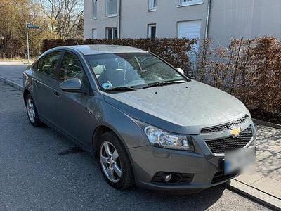 Gebraucht Chevrolet Cruze 130 PS (95 kW) 2011 Grau Limousine