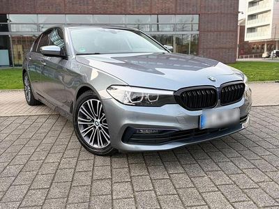 Gebraucht BMW 530 Sport Line 265 PS (194 kW) 2018 Grau Limousine