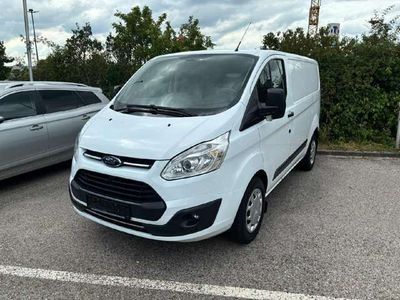 Gebraucht Ford Transit Custom Trend 170 PS (125 kW) 2018 Frostweiß Van / Kleinbus