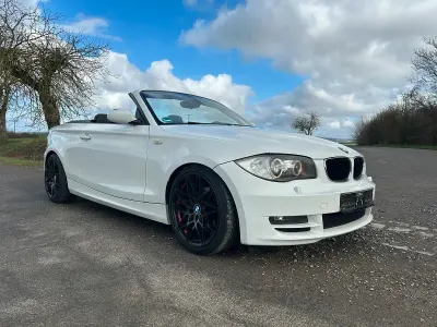 Gebraucht BMW 120 Cabriolet 177 PS (130 kW) 2008 Weiß Cabrio