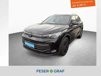 Gebraucht VW Tiguan Life 193 PS (141 kW) 2024 Deep black perleffekt SUV