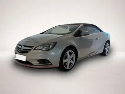 Gebraucht Opel Cascada Innovation 200 PS (147 kW) 2016 Silber Cabrio