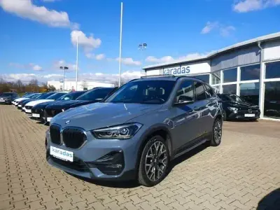 Gebraucht BMW X1 Sport Line 190 PS (139 kW) 2020 Grau SUV