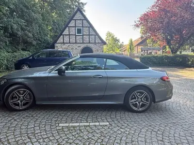 Gebraucht Mercedes C300 258 PS (189 kW) 2023 Grau Cabrio