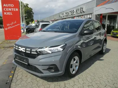 Gebraucht Dacia Sandero Essentiel 91 PS (66 kW) 2025 Grau Limousine