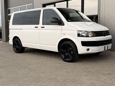 Weiß Gebraucht 2012 VW Caravelle Van / Kleinbus | 10.490 € (Superpreis)