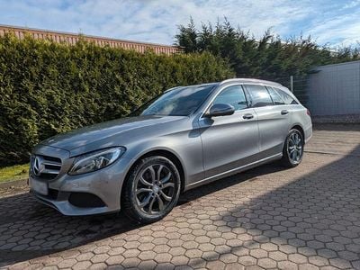 Gebraucht Mercedes C220 Avantgarde 170 PS (125 kW) 2015 Silber Limousine