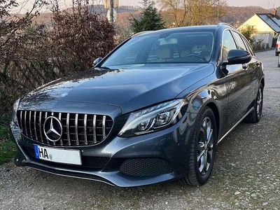 Gebraucht Mercedes C250 Avantgarde 204 PS (150 kW) 2015 Grau Kombi
