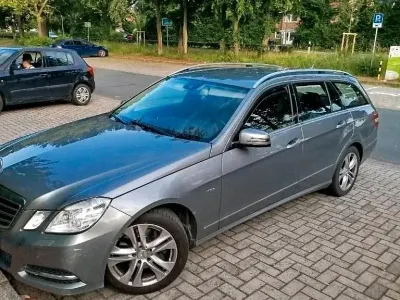Gebraucht Mercedes E250 Avantgarde 211 PS (155 kW) 2011 Silber Kombi