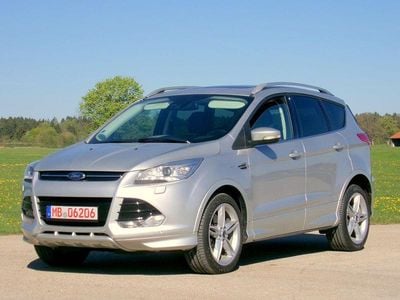 Second-hand Ford Kuga 150 CP (110 kW) 2016 Argintiu SUV