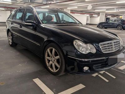 Mercedes C200