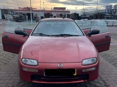 Gebraucht Mazda 323F 88 PS (64 kW) 1998 Rot Limousine