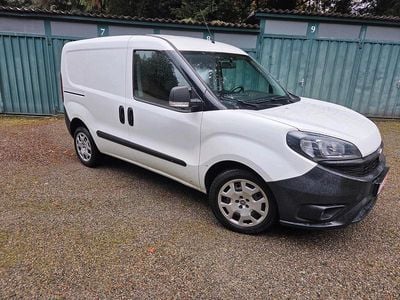 Weiß Gebraucht 2019 Fiat Doblò Van / Kleinbus | 10.790 € (Fairer Preis)