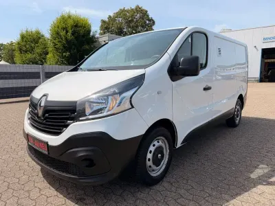 Gebraucht Renault Trafic Komfort 95 PS (69 kW) 2019 Weiß Van / Kleinbus