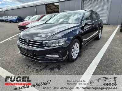 Gebraucht VW Passat Business 150 PS (110 kW) 2022 Deep black perleffekt Kombi