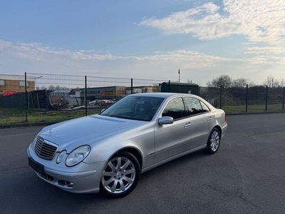 Mercedes E220