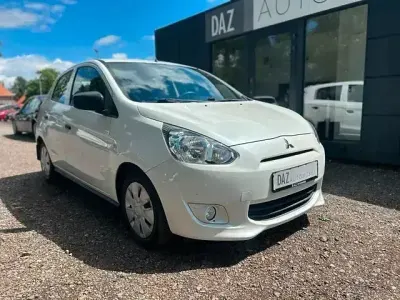 Gebraucht Mitsubishi Space Star 71 PS (52 kW) 2013 Weiß Van / Kleinbus