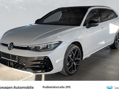 Nuova VW Passat R-line 272 CV (200 kW) 2026 Bianco Station wagon