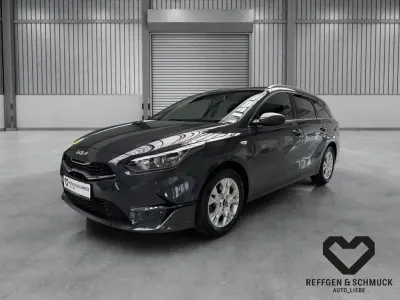 Gebraucht Kia Ceed 160 PS (117 kW) 2022 Dark penta (metallic) Kleinwagen
