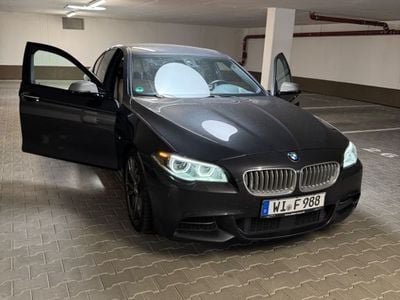 BMW M550