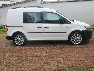 Gebraucht VW Caddy 109 PS (80 kW) 2012 Weiß Van / Kleinbus
