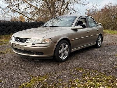 Gebraucht Opel Vectra 170 PS (125 kW) 1999 Limousine