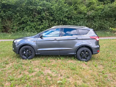 Gebraucht Ford Kuga 150 PS (110 kW) 2014 SUV