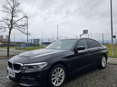 Gebraucht BMW 530e Sport Line 292 PS (214 kW) 2019 Schwarz Limousine