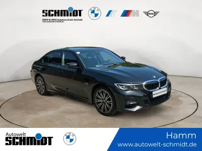 Gebraucht BMW 320e M Sport 204 PS (150 kW) 2022 Saphirschwarz