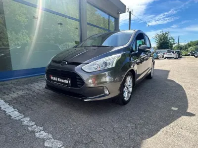 Gebraucht Ford B-MAX Titanium 125 PS (91 kW) 2017 Grau Van / Kleinbus