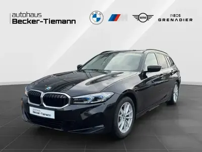 Usata BMW 318 Sport Line 156 CV (114 kW) 2025 Nero Berlina