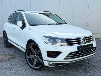 Gebraucht VW Touareg 340 PS (250 kW) 2015 Weiß SUV