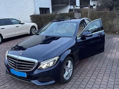 Gebraucht Mercedes C300 Avantgarde 245 PS (180 kW) 2016 Blau Limousine