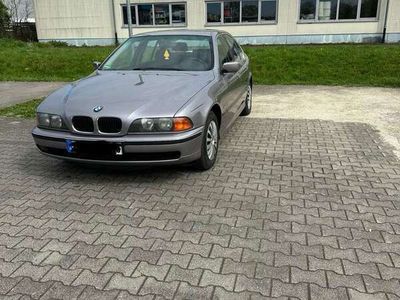 gebraucht BMW 520 520 i