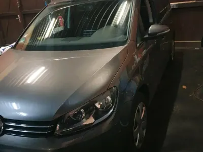 Usata VW Touran 140 CV (102 kW) 2014 Grigio Monovolume