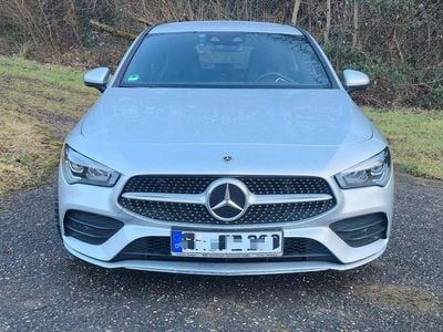 Gebraucht Mercedes CLA180 Shooting Brake AMG line 136 PS (100 kW) 2023 Silber Kombi