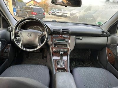 Gebraucht Mercedes C180 Avantgarde 129 PS (94 kW) 2001 Limousine