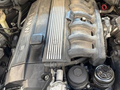 Gebraucht BMW 520 150 PS (110 kW) 1997 Blau Kombi