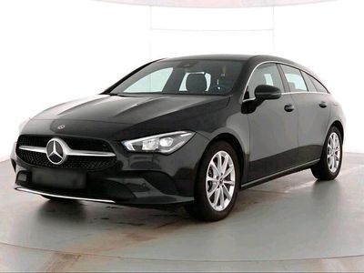 Gebraucht Mercedes CLA180 Shooting Brake 136 PS (100 kW) 2022 Schwarz Kombi