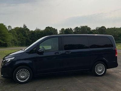 Usata Mercedes V220 163 CV (119 kW) 2019 Blu Monovolume