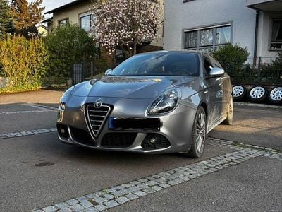 Gebraucht Alfa Romeo Giulietta Quadrifoglio Verde 235 PS (172 kW) 2012 Grau Kleinwagen