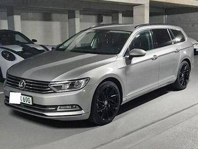 Grau Gebraucht 2015 VW Passat Comfortline Kombi | 9.300 € (Etwas zu teuer)