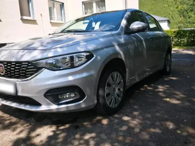Gebraucht Fiat Tipo 95 PS (69 kW) 2015 Grau Limousine